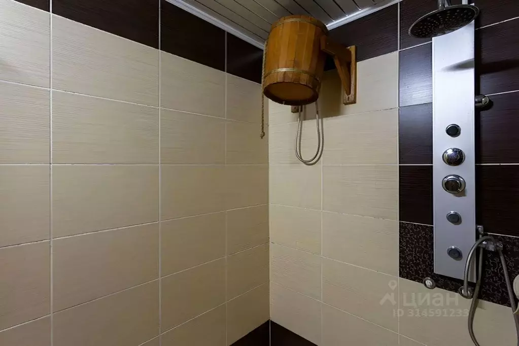 Дом в Калининградская область, Зеленоградск ул. Янтарная, 7 (200 м) - Фото 2