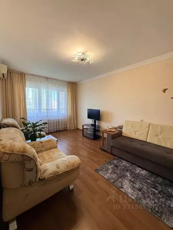 2-к кв. Крым, Симферополь ул. Дружбы, 64 (60.0 м) - Фото 1