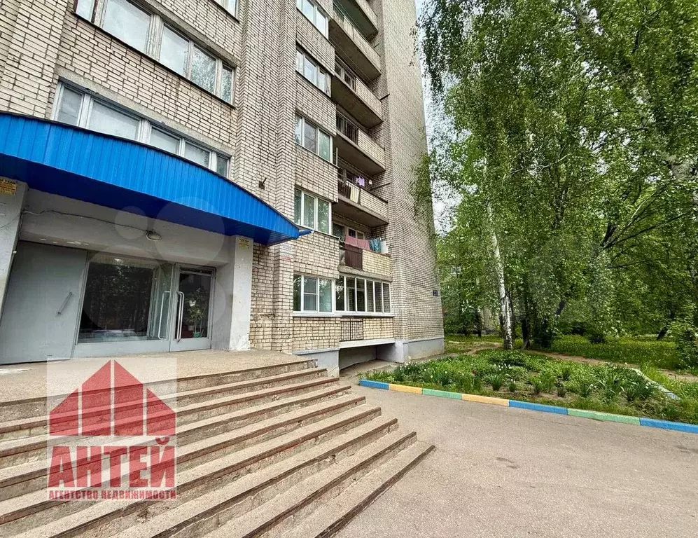 Комната 11,7 м в 8-к., 5/9 эт. - Фото 1