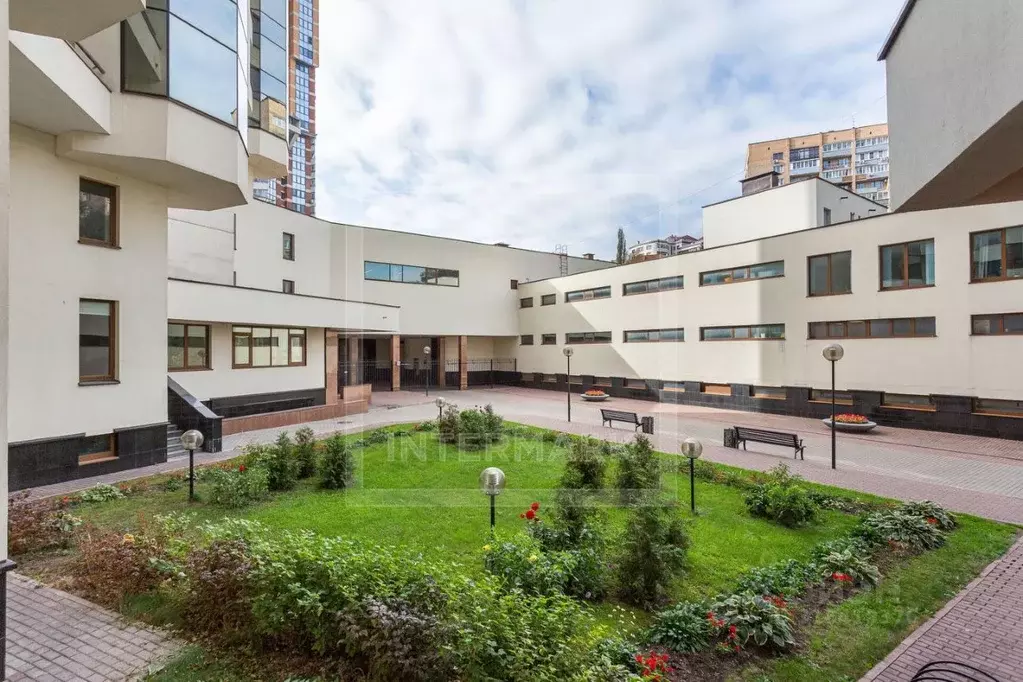 3-к кв. Москва ул. Архитектора Власова, 6 (153.7 м) - Фото 0