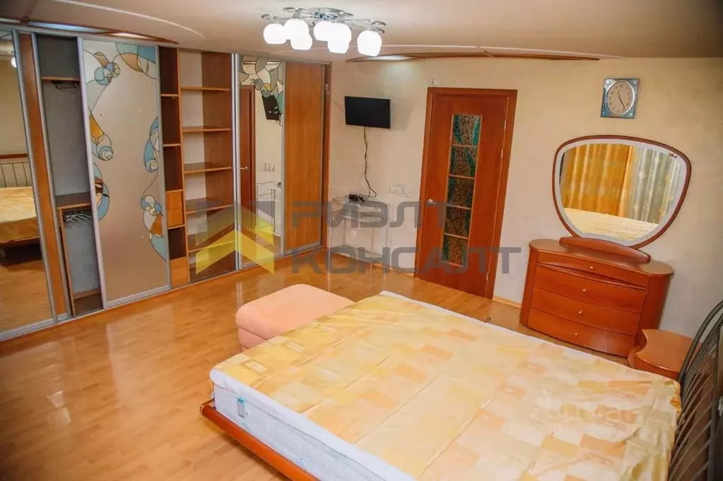 4-к кв. Омская область, Омск ул. Кирова, 16/2 (72.2 м) - Фото 1