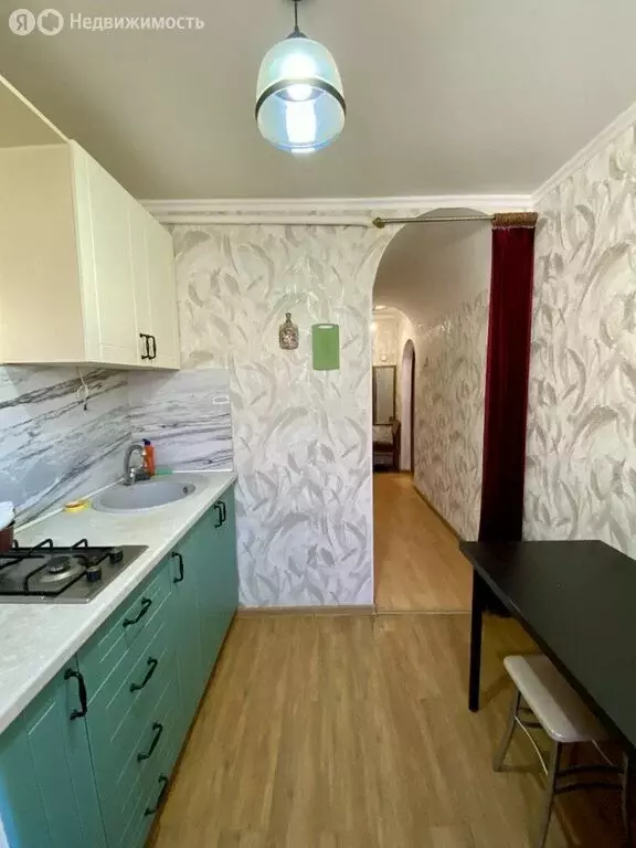 1-комнатная квартира: Астрахань, улица Комсомольская Набережная, 22 ... - Фото 2