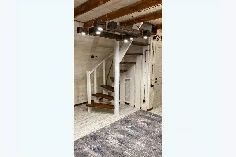 Дом в Кабардино-Балкария, Эльбрусский район, с. Терскол ул. ... - Фото 1