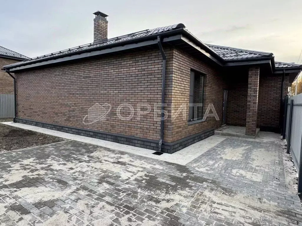 Дом в Тюменская область, Тюменский муниципальный округ, пос. ... - Фото 1