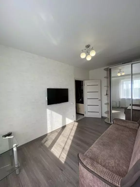 1-к кв. Крым, Симферополь ул. Луговая, 6У (33.0 м) - Фото 1