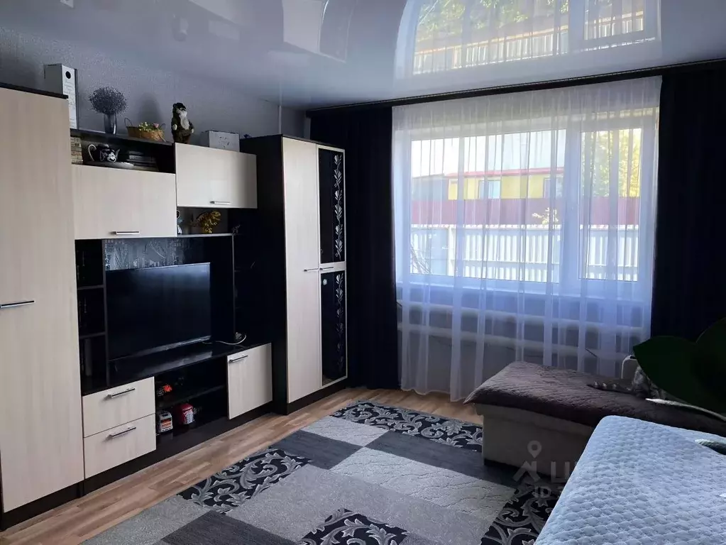 Дом в Башкортостан, Куюргазинский район, Ермолаевский сельсовет, с. ... - Фото 2