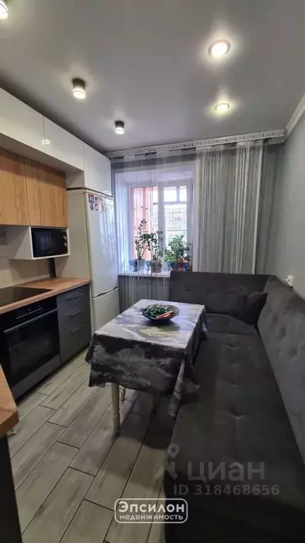 2-к кв. Курская область, Курск ул. Гагарина, 2 (44.0 м) - Фото 1