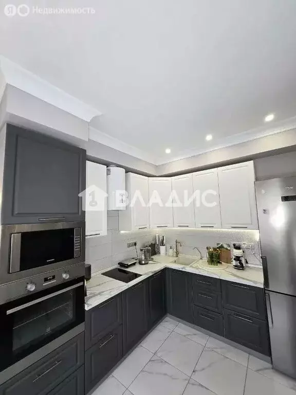 3-комнатная квартира: Москва, улица Академика Челомея, 1А (79 м) - Фото 1