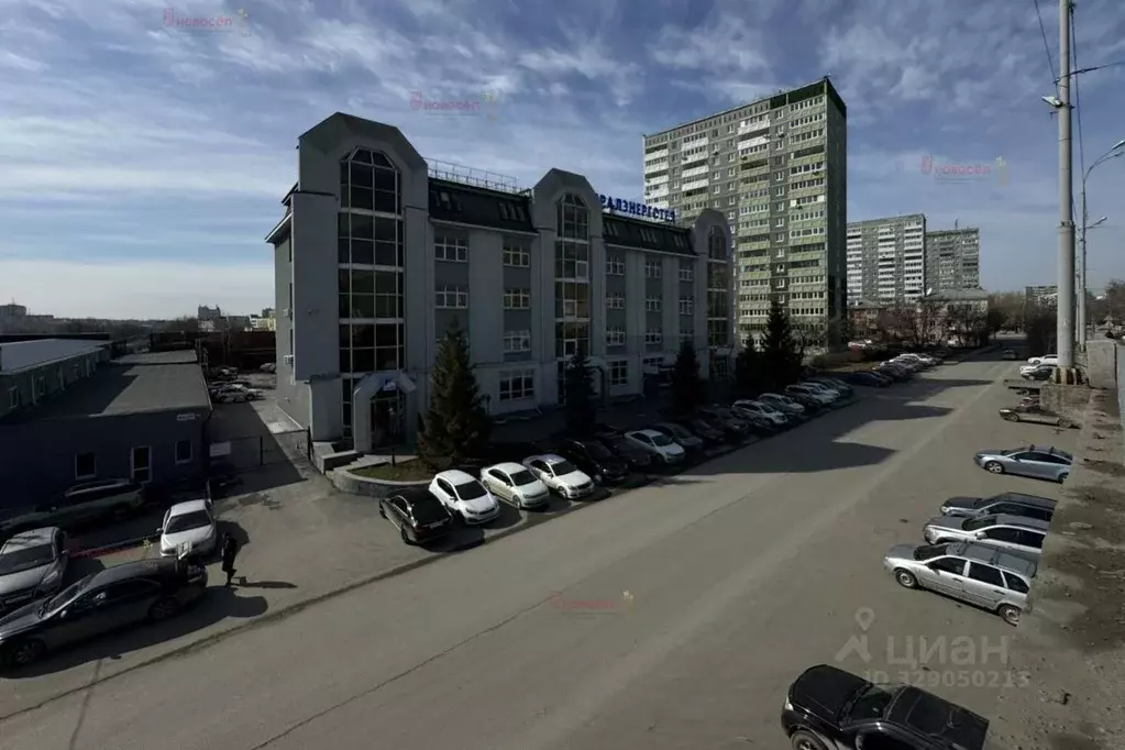 Офис в Свердловская область, Екатеринбург ул. Малышева, 164 (834 м) - Фото 1
