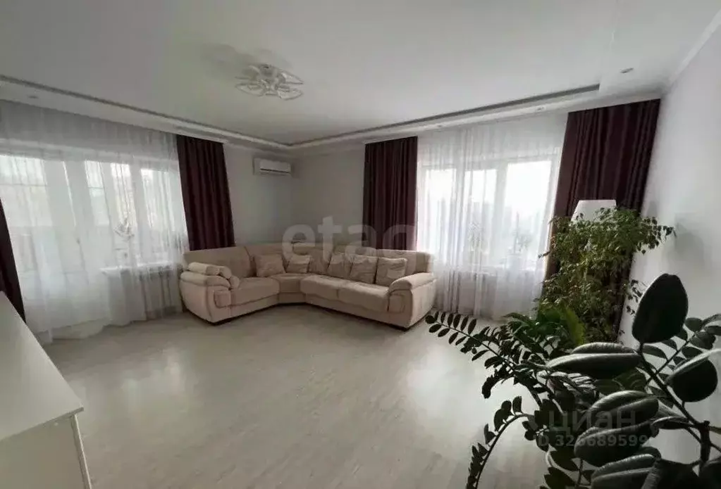 3-к кв. Калмыкия, Элиста ул. Имени Н.С. Хрущева, 7 (110.0 м) - Фото 1