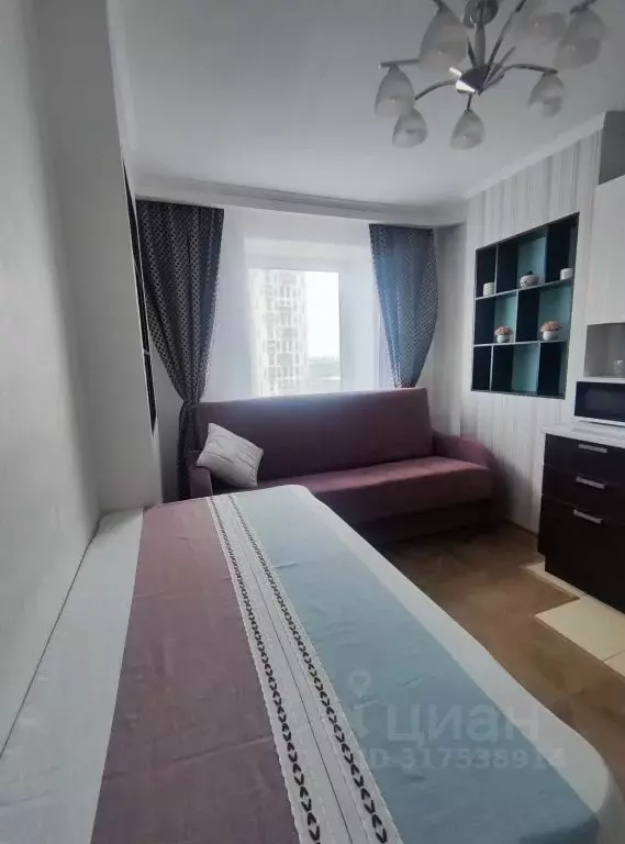 1-к кв. Свердловская область, Екатеринбург ул. Смазчиков, 3 (41.0 м) - Фото 0