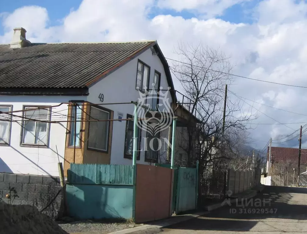 Дом в Крым, Алушта городской округ, с. Солнечногорское ул. Вишневая, ... - Фото 0
