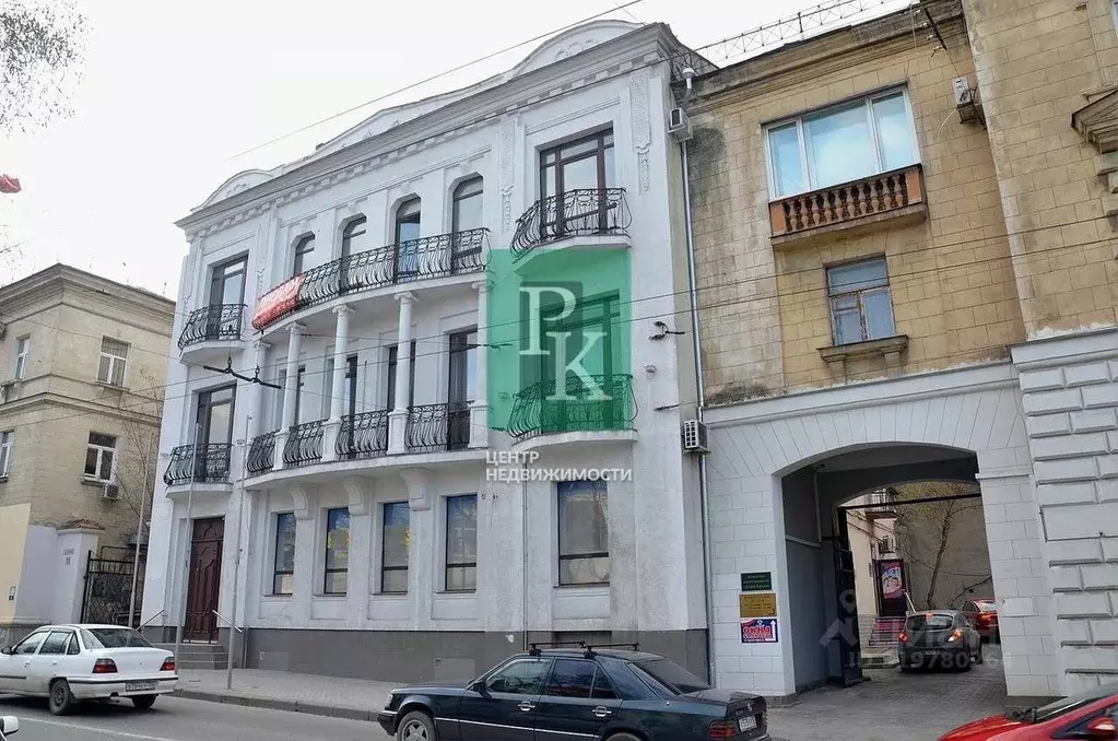 3-к кв. Севастополь ул. Ленина, 70 (70.0 м) - Фото 0