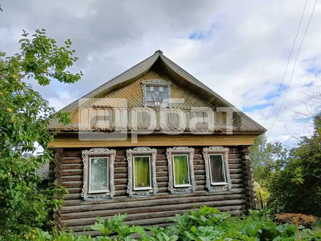 Дом в Костромская область, Шарьинский район, Шангское с/пос, с. ... - Фото 1