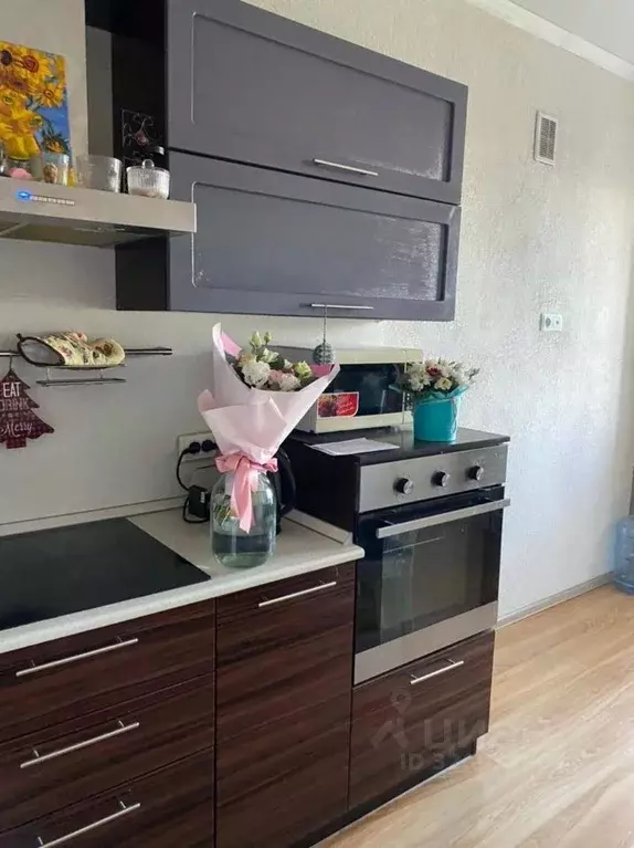 1-к кв. Татарстан, Казань ул. Чехова, 57 (35.3 м) - Фото 1