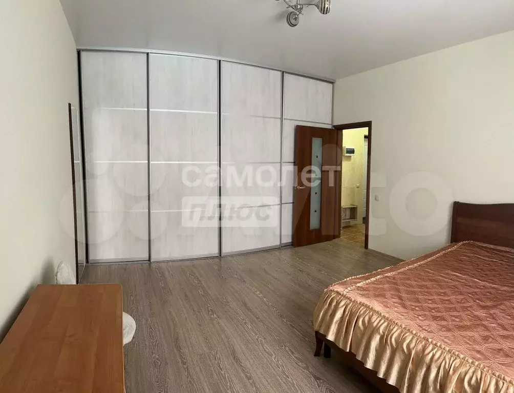 1-к. квартира, 43 м, 1/4 эт. - Фото 1