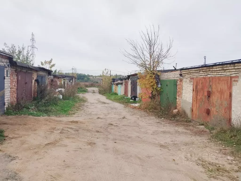 Гараж в Смоленская область, Вязьма Спутник гаражный кооператив, с64 ... - Фото 1