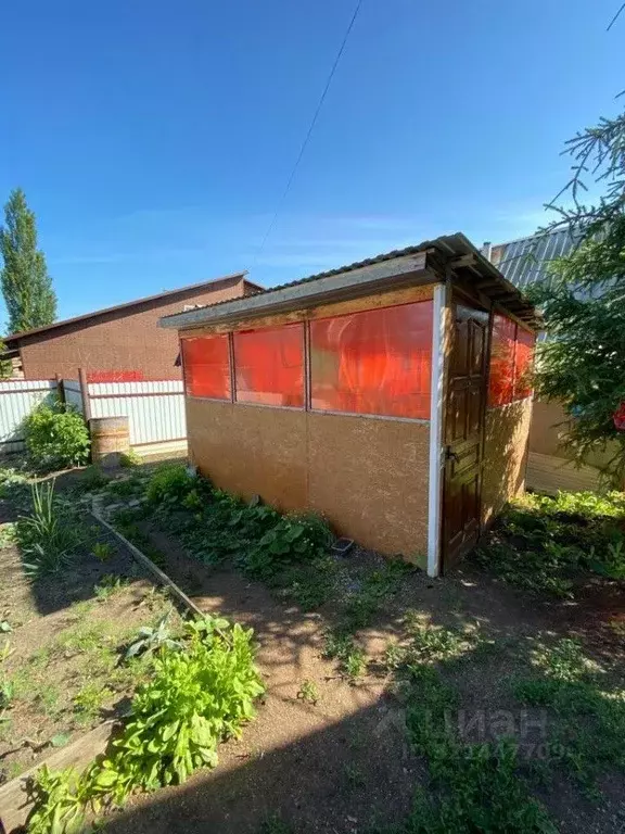 Дом в Башкортостан, Стерлитамак ул. Карла Маркса, 160 (100 м) - Фото 1