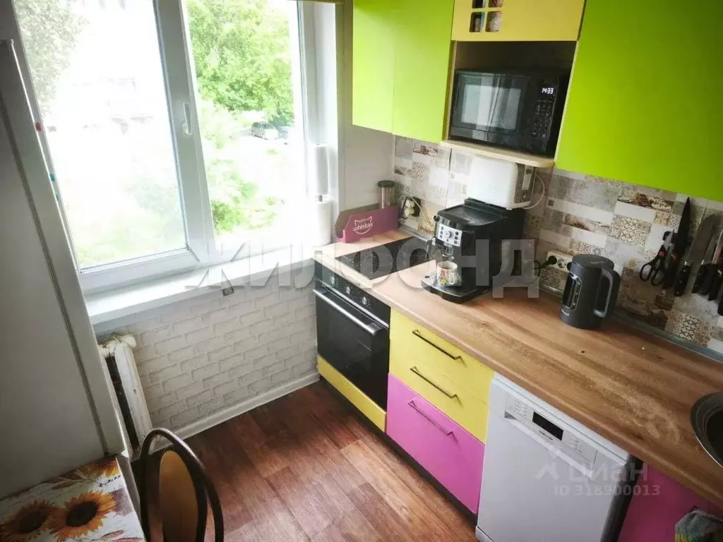 3-к кв. Новосибирская область, Новосибирск Фасадная ул., 29 (62.4 м) - Фото 0