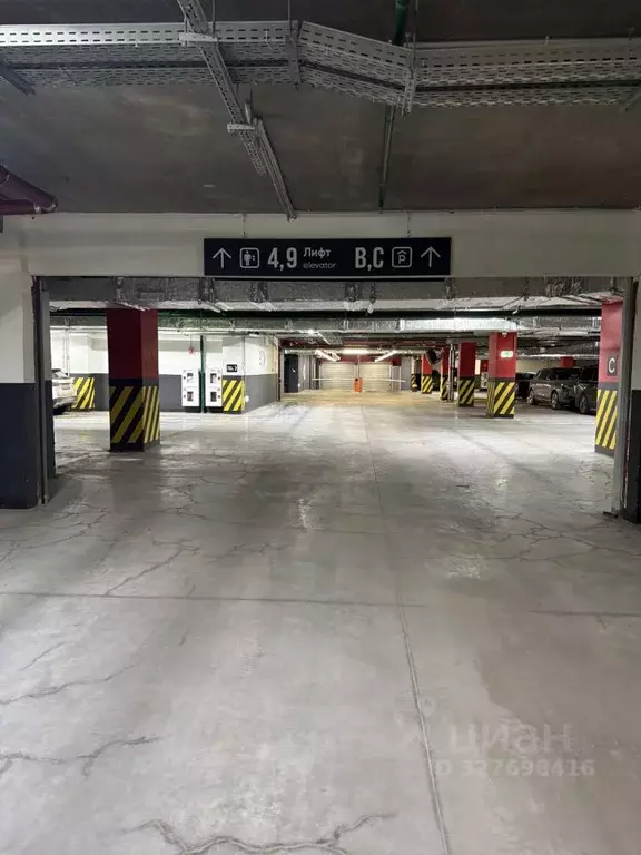 Гараж в Москва 1-й Красногвардейский проезд, 19 (15 м) - Фото 1