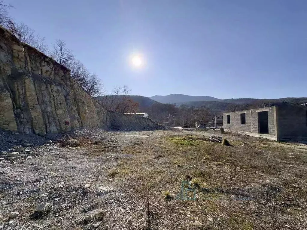Участок в Краснодарский край, Новороссийск Домбровский пер., 7 (3.0 ... - Фото 0