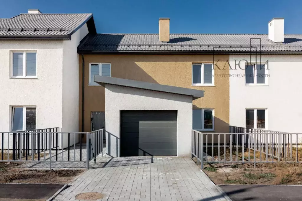 Таунхаус в Челябинская область, Магнитогорск ул. Зеленый Лог, 71/1 ... - Фото 1