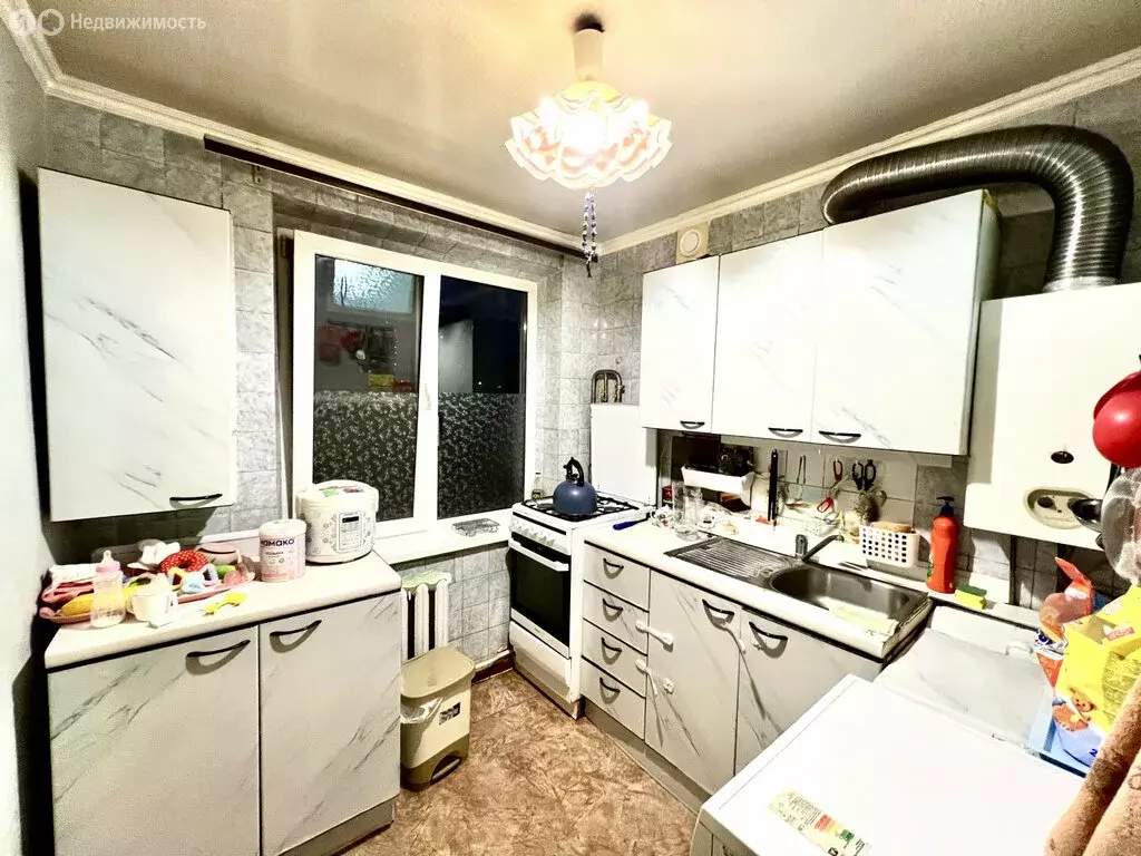 4-комнатная квартира: Ростов-на-Дону, проспект 40-летия Победы, 63/10 ... - Фото 1