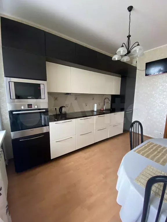3-к. квартира, 90 м, 6/7 эт. - Фото 0