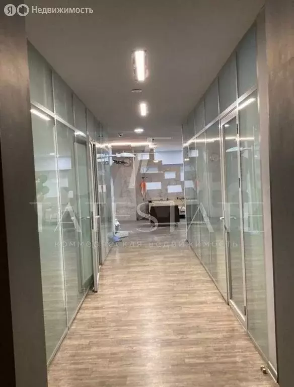 Помещение свободного назначения (937 м) - Фото 1