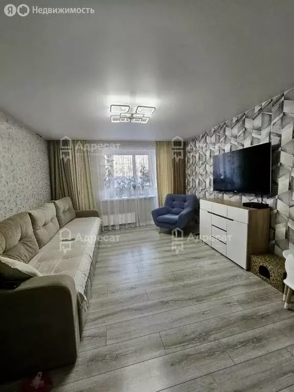 3-комнатная квартира: Волгоград, улица Гвоздкова, 16 (64.3 м) - Фото 2