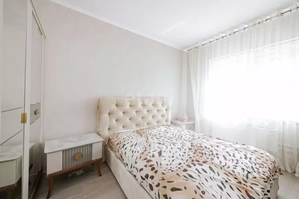 2-к кв. Тверская область, Тверь ул. Орджоникидзе, 49к9 (67.1 м) - Фото 1