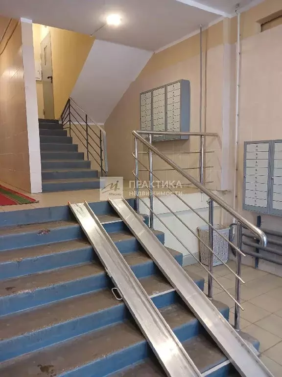Продается 1-комнатная квартира - Фото 1