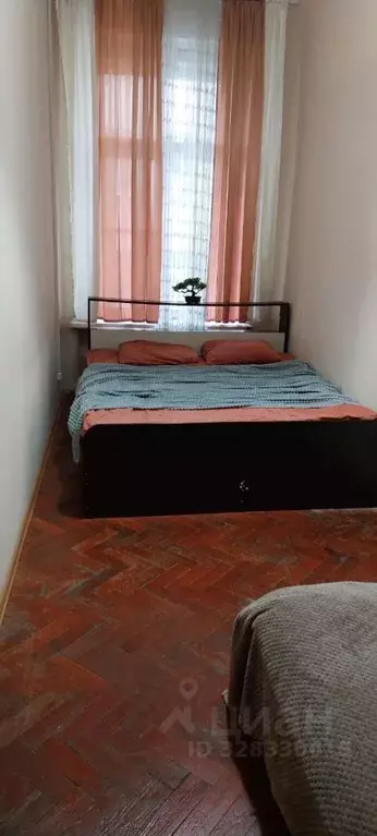 Комната Санкт-Петербург 12-я Васильевского острова линия, 15 (16.0 м) - Фото 1