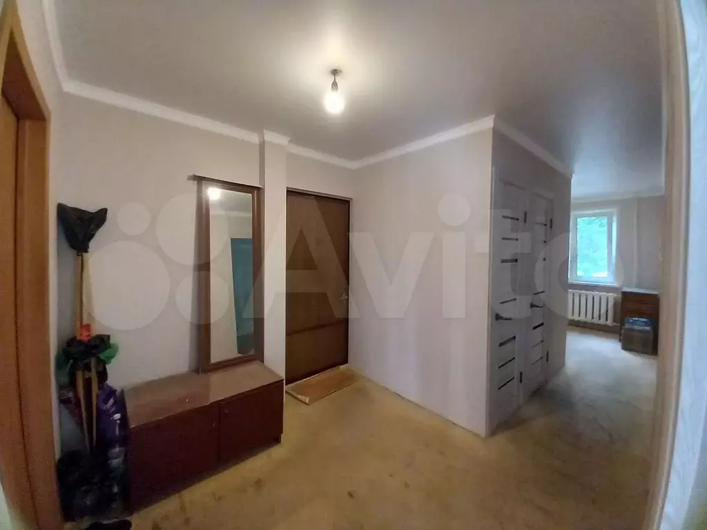Комната 35 м в 3-к., 1/5 эт. - Фото 0