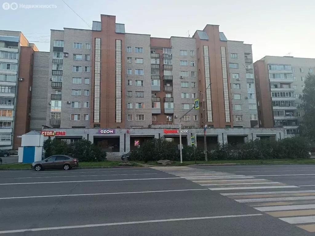 3-комнатная квартира: Кирово-Чепецк, проспект Россия, 18 (60.7 м) - Фото 1