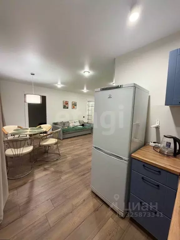 2-к кв. Тюменская область, Тюмень Холодильная ул., 49 (43.1 м) - Фото 1