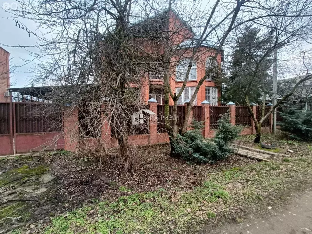 Дом в Новокубанск, Уральская улица, 3/1 (380 м) - Фото 1