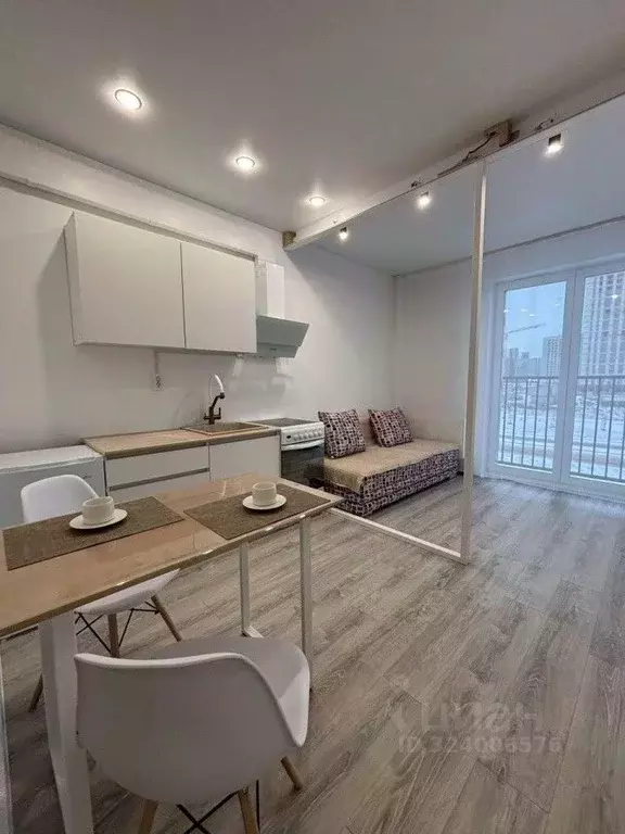 Студия Свердловская область, Екатеринбург ул. Амундсена, 165 (23.2 м) - Фото 1