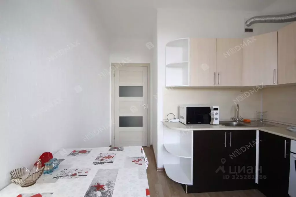 1-к кв. Санкт-Петербург ул. Адмирала Черокова, 18к2 (36.0 м) - Фото 1