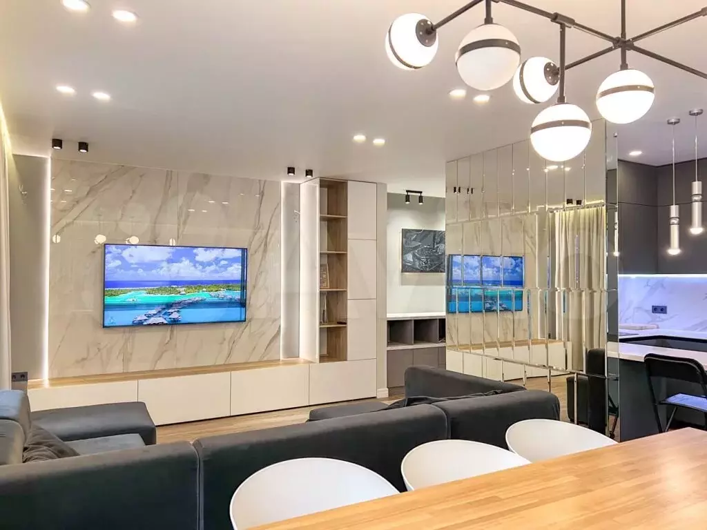 6-к. квартира, 180 м, 3/7 эт. - Фото 0