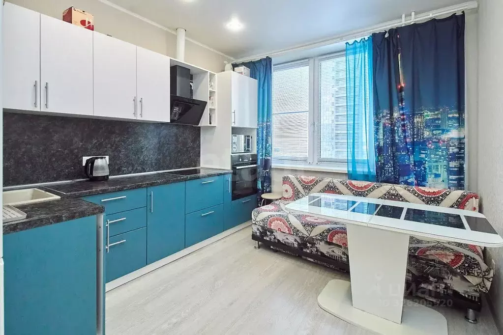 1-к кв. Тюменская область, Тюмень ул. Тимофея Чаркова, 81к2 (34.9 м) - Фото 1