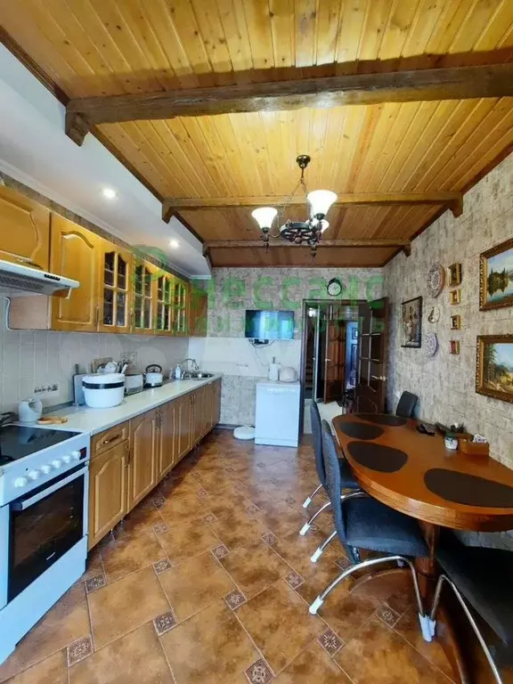 2-к. квартира, 100 м, 9/10 эт. - Фото 1