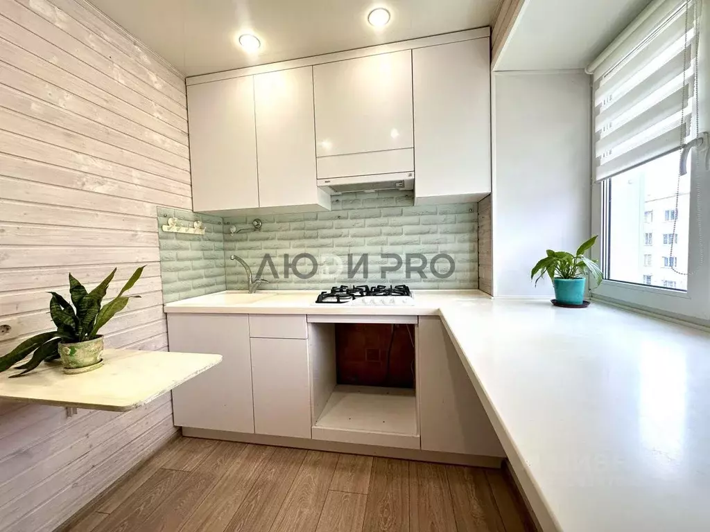 2-к кв. Кировская область, Киров ул. Сурикова, 7а (45.0 м) - Фото 1