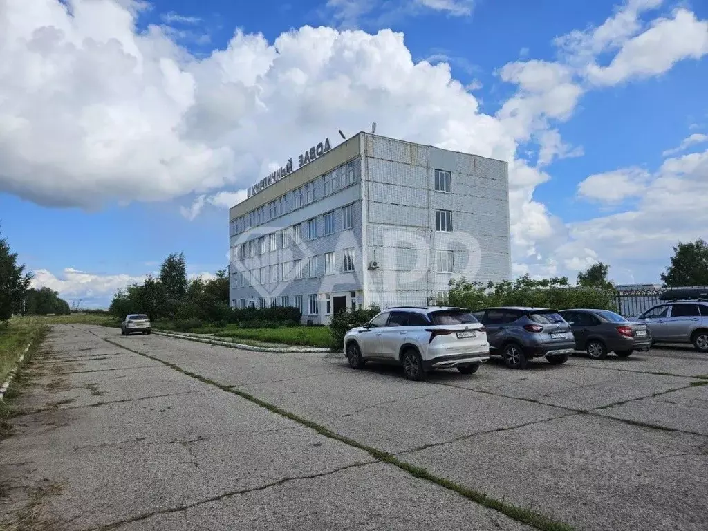 Помещение свободного назначения в Татарстан, Набережные Челны ул. ... - Фото 1