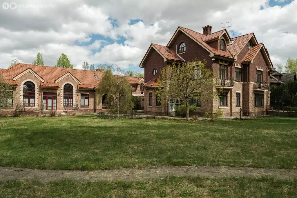 Дом в деревня Летово, КП Бельгийская деревня (962 м) - Фото 1