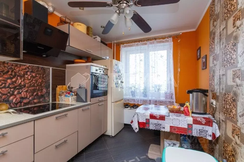 3-к кв. Тюменская область, Тюмень ул. Стартовая, 5 (65.3 м) - Фото 1