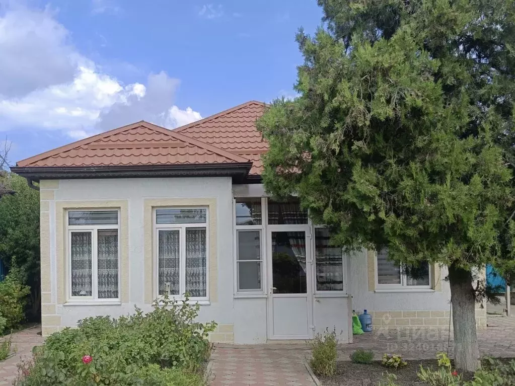 Дом в Краснодарский край, Новороссийск городской округ, Раевская ст-ца ... - Фото 1