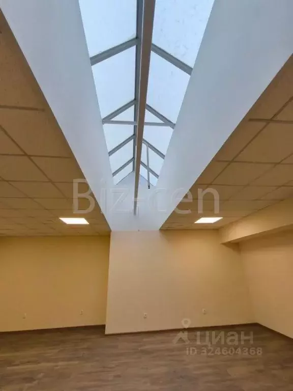 Офис в Санкт-Петербург Новолитовская ул., 15 (240 м) - Фото 1