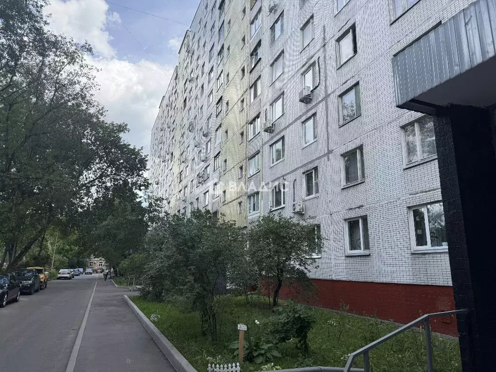 Продается 3-комнатная квартира - Фото 1