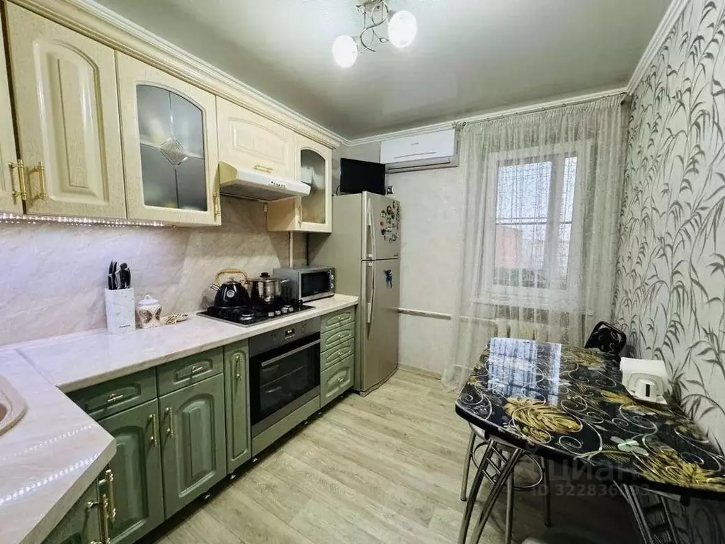 3-к кв. Адыгея, Тахтамукайский район, Яблоновский пгт ул. Гагарина, ... - Фото 1